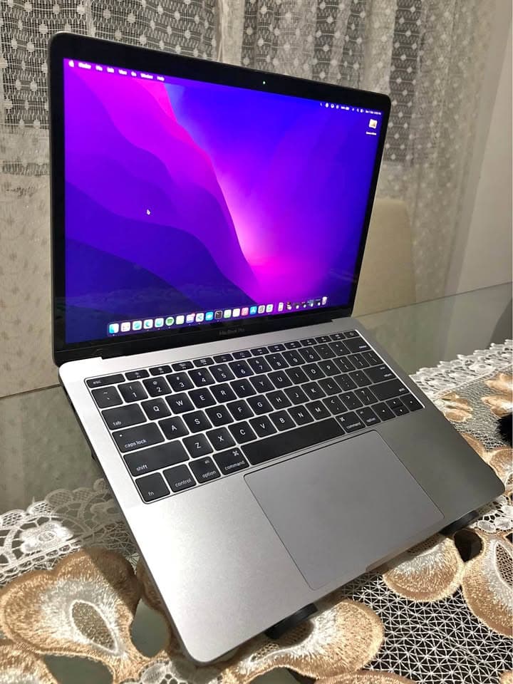 MacBook Pro 13" · Core i5 2.3GHz · Mid-2017 · 8GB/256GB